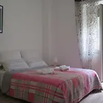 Room Casavostra 2