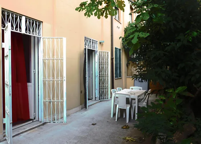 Room Casavostra 2